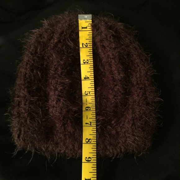 Super soft fuzzy knit hat - Picture 7 of 8